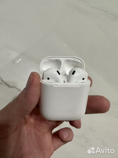 Airpods