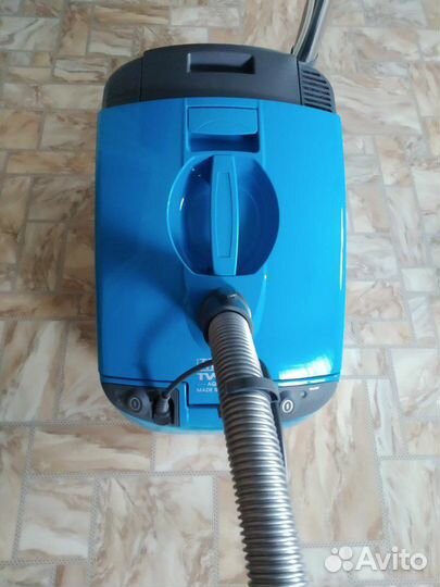 Пылесос Tomas Twin1