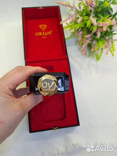 Orlov paris de young red