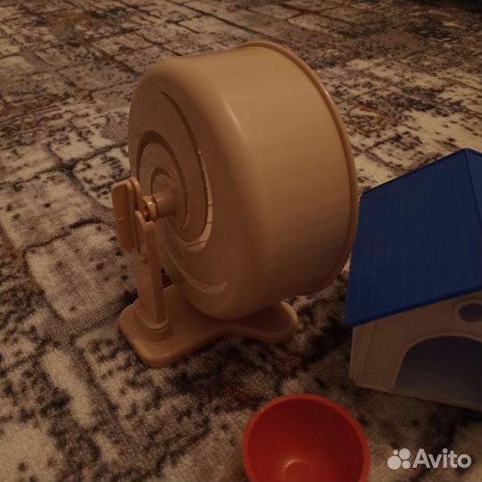 Принадлежности для хомяков