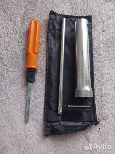 Свечной ключ на 21 с воротком и отверткой