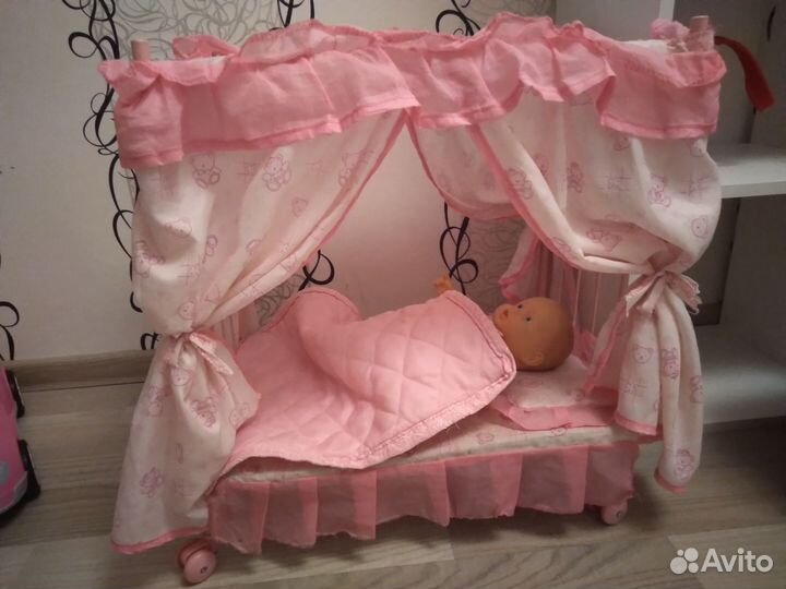 Кукольная кроватка