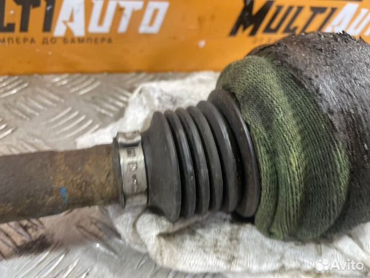 Привод передний правый Land Rover Range Rover