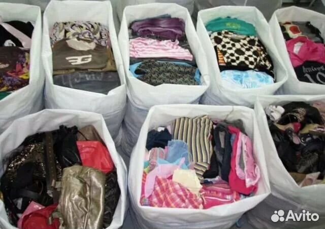 Коробка вещей и игрушек для ребенка