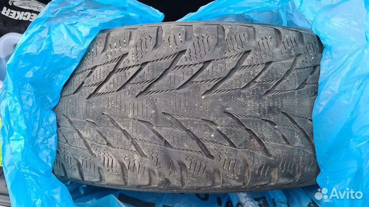 Nokian Tyres Hakkapeliitta R2 195/60 R15 88V