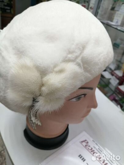 Берет женский меховой