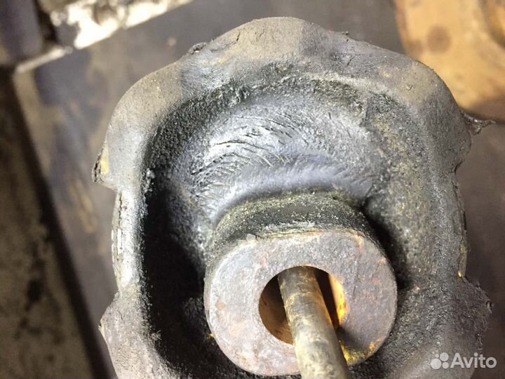 Рычаг передний левый Land Rover Range Rover Sport