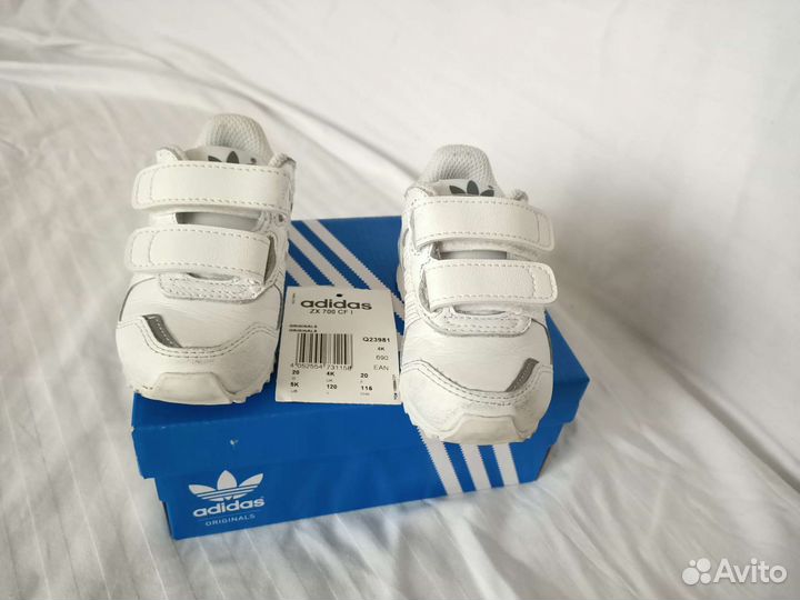 Кроссовки детские adidas новые унисекс