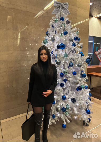 Администратор, хостес