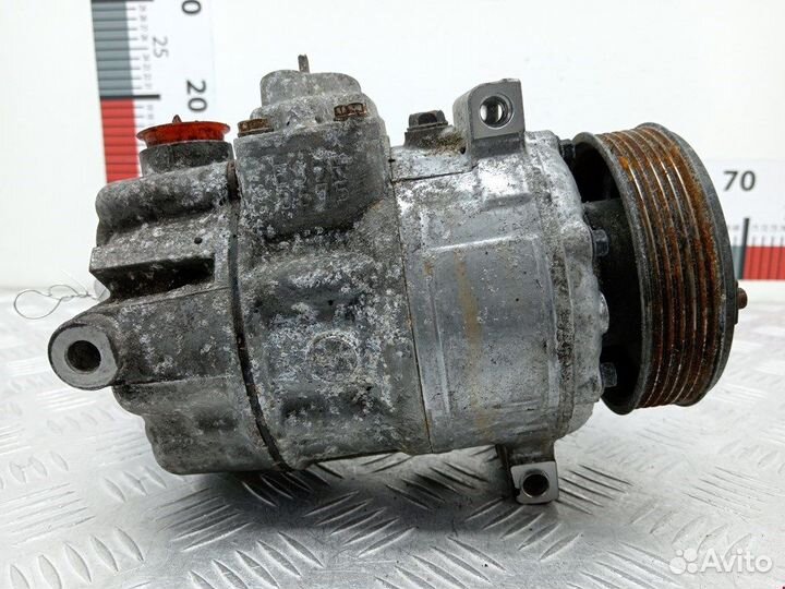Компрессор кондиционера Volkswagen Golf 5