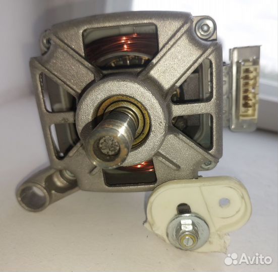 Двигатель MCA 38/64-148 Стиральной Машины zanussi