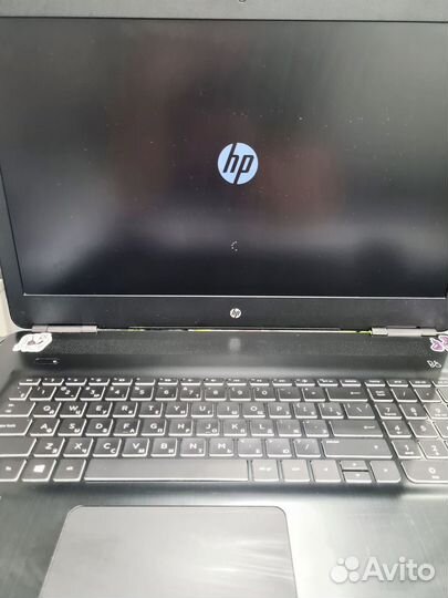 Игровой ноутбук HP Pavilion 17 17-ab401ur