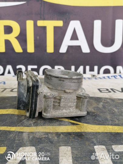 Дроссельная заслонка Nissan Qashqai J10 1.6