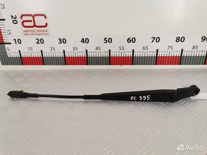 Щеткодержатель (поводок стеклоочистителя, дворник)