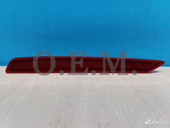 Катафот правый в задний бампер