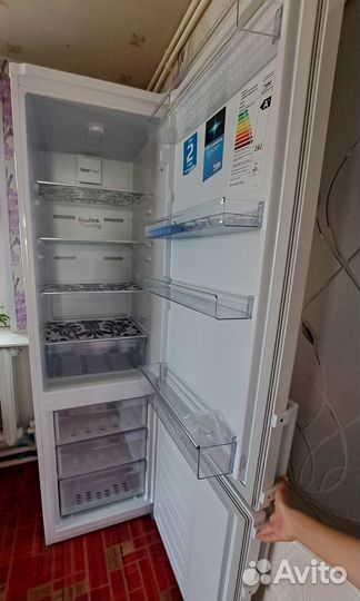 Холодильник beko