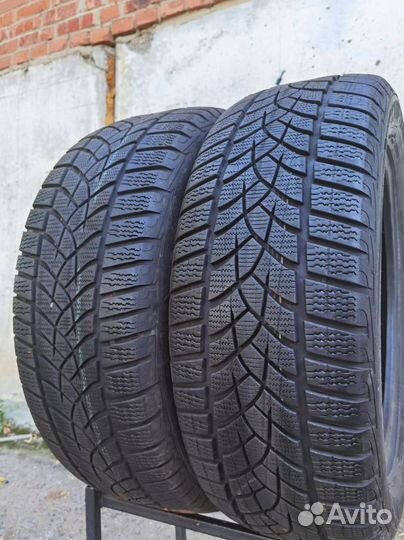 Goodyear UltraGrip Performance 235/55 R18 104H