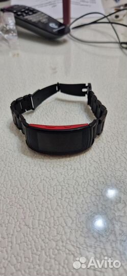 Смарт часы Samsung Gear Fit2 Pro