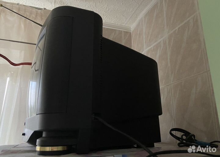 Телевизор samsung