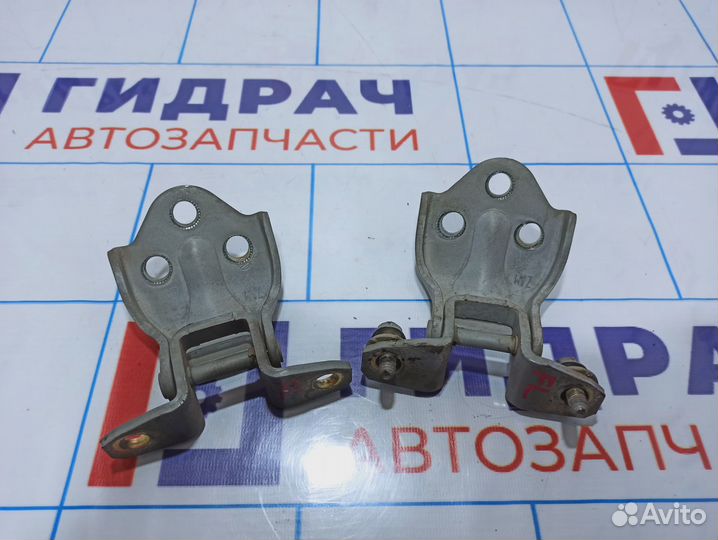 Петли двери передней левой Hyundai Starex (A1)
