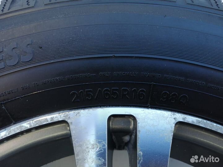 Nitto SN 2 Winter 215/65 R16