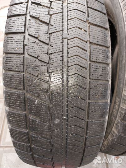 Bridgestone Blizzak VRX 215/55 R17 S