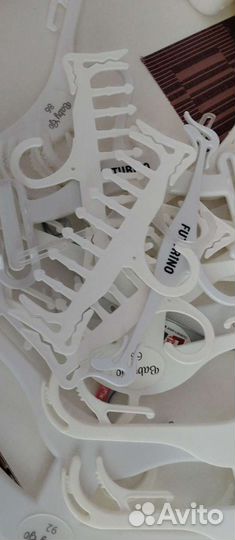 Вешалки детские