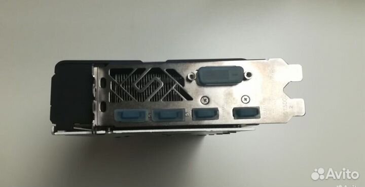 Sapphire Radeon RX 570 nitro+ 4Gb