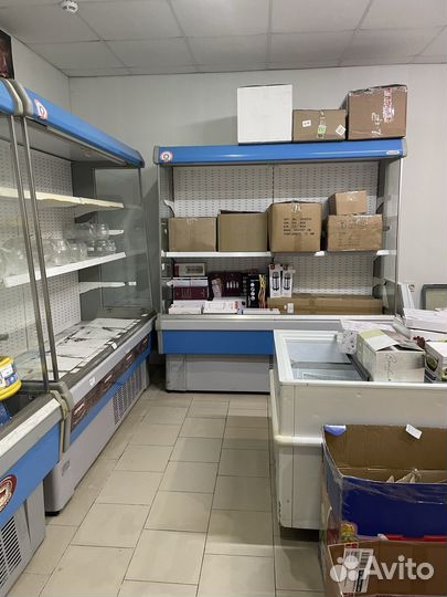 Холодильная витрина бу