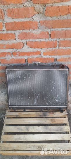 Радиатор nissan vanette