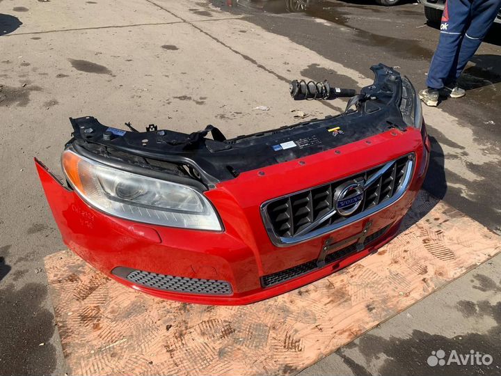 Передняя часть Volvo V70 S80 ксенон Вольво S80 V70