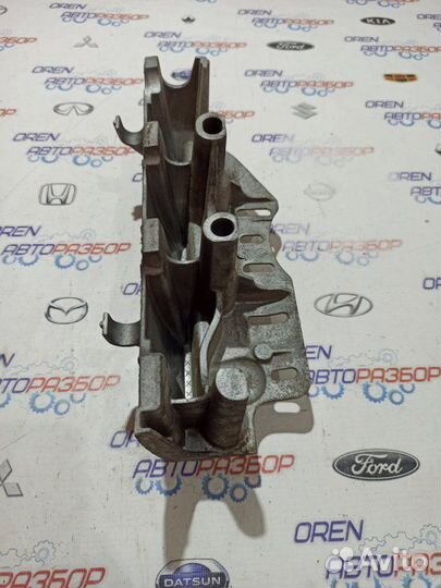 Кронштейн двигателя Nissan Almera G15 1.6 2016