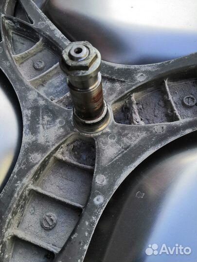 Крестовина стиралки c барабаном Bosch 9000152737