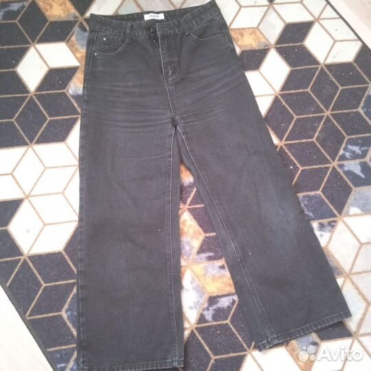 Джинсы