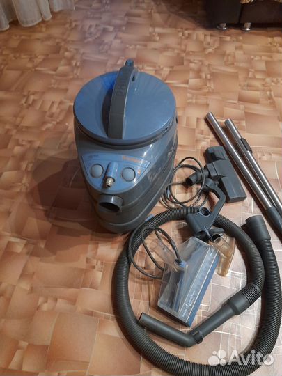 Моющий пылесос philips