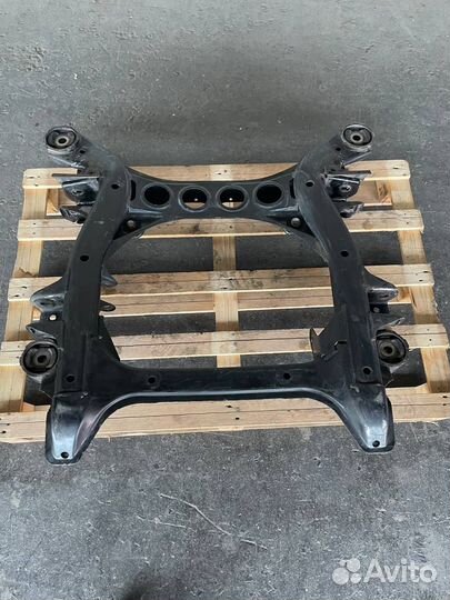 Подрамник передний Porsche Cayenne 958 Touareg NF