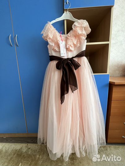 Платье бальное