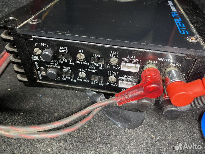 Сабвуфер+усилитель alpine800W+soundstream 4k