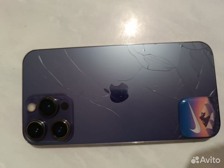 iPhone xr в корпусе 14