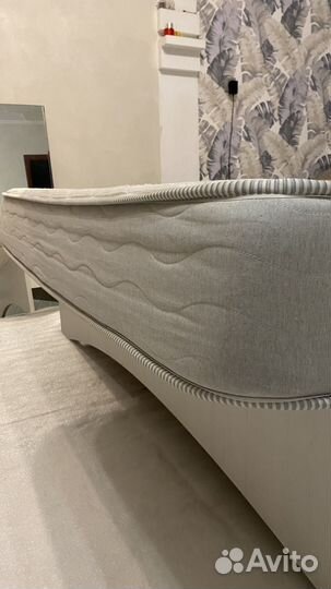 Матрас 160х200 бу