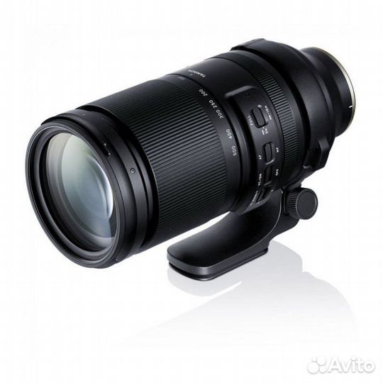 Объектив Tamron 150-500mm f/5-6.7 Di III VC VXD Fu