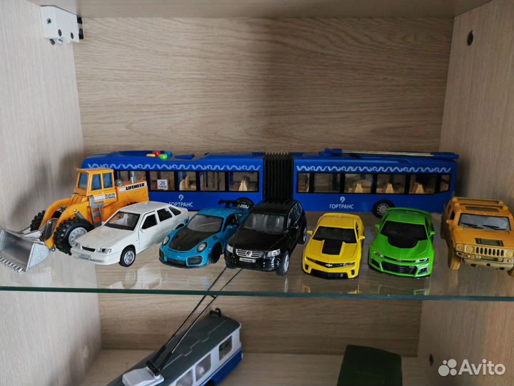 Машинки модельки