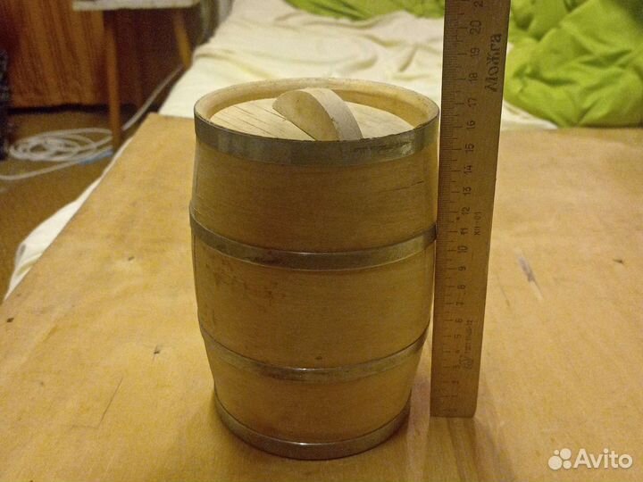 Деревянный бочонок