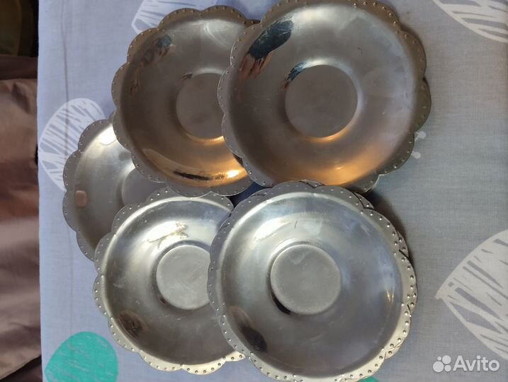Ложки вилки мельхиоровые СССР блюдца мнца