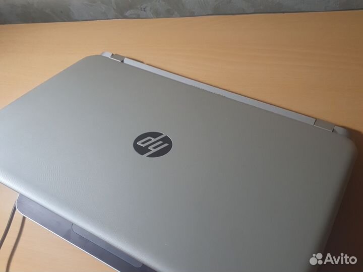 HP Pavilion 15 amd a8 6410 500gb/4gb r7 260
