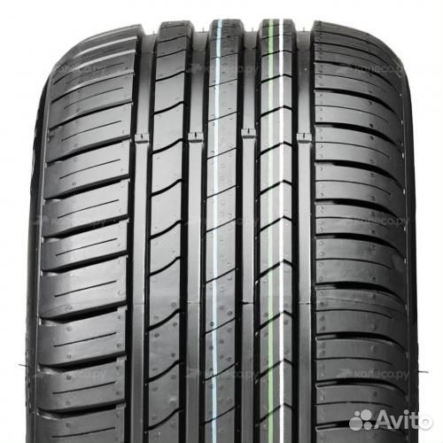 Kumho Ecsta HS51 245/45 R17