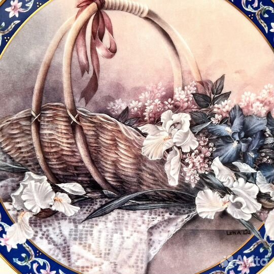 Тарелка Lena Liu. Лена Лю