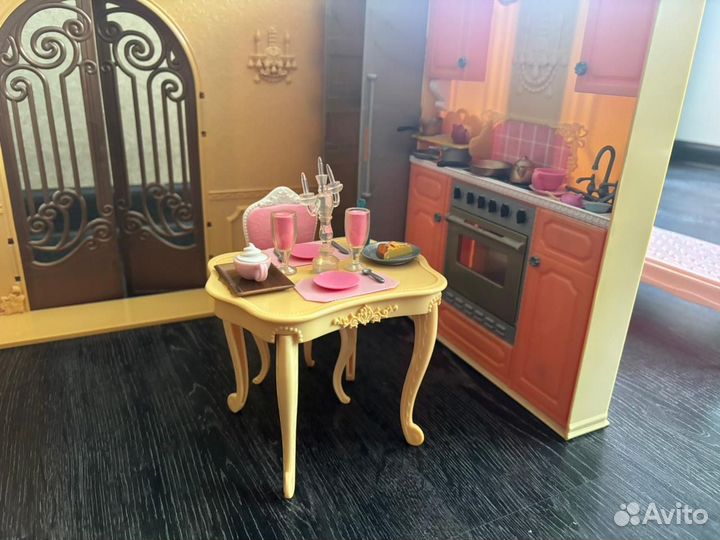 Кукольный домик bratz с куклой