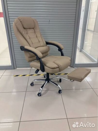 Компьютерное кресло для руководителя с массажем