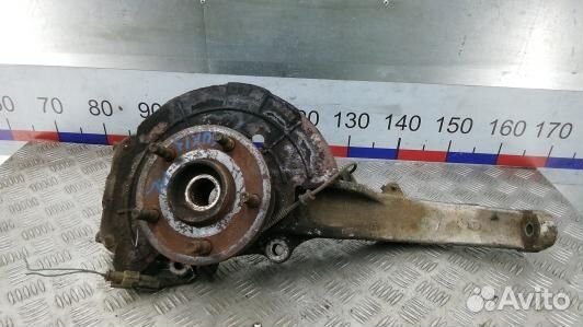 Ступица передняя левая jeep grand cherokee WK (XUK